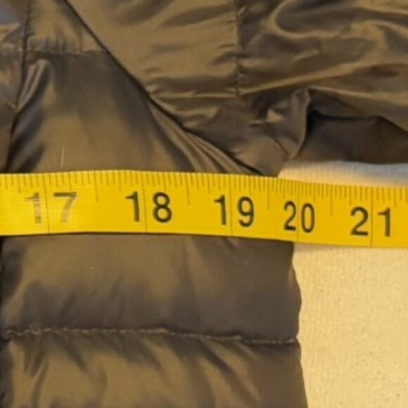 Karl Lagerfeld Paris Women's Lightweight Packable Puffer Down Jacket Size Medium - Picture 14 of 16